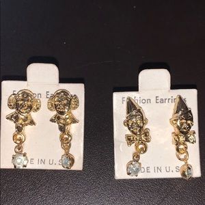 Dangle Fashion earrings